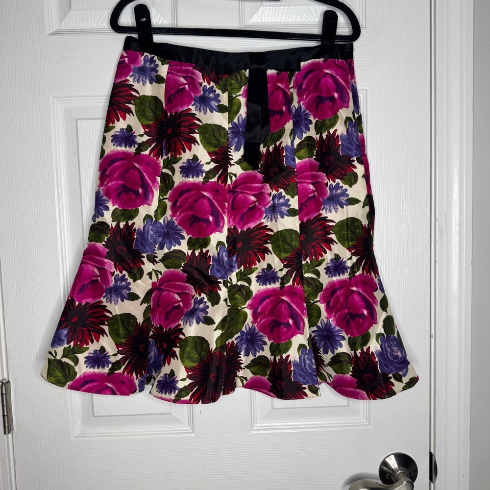 TIBI 100% Silk Floral Knee-length Flared Skirt‎ Size 6 Side Zip Closure
